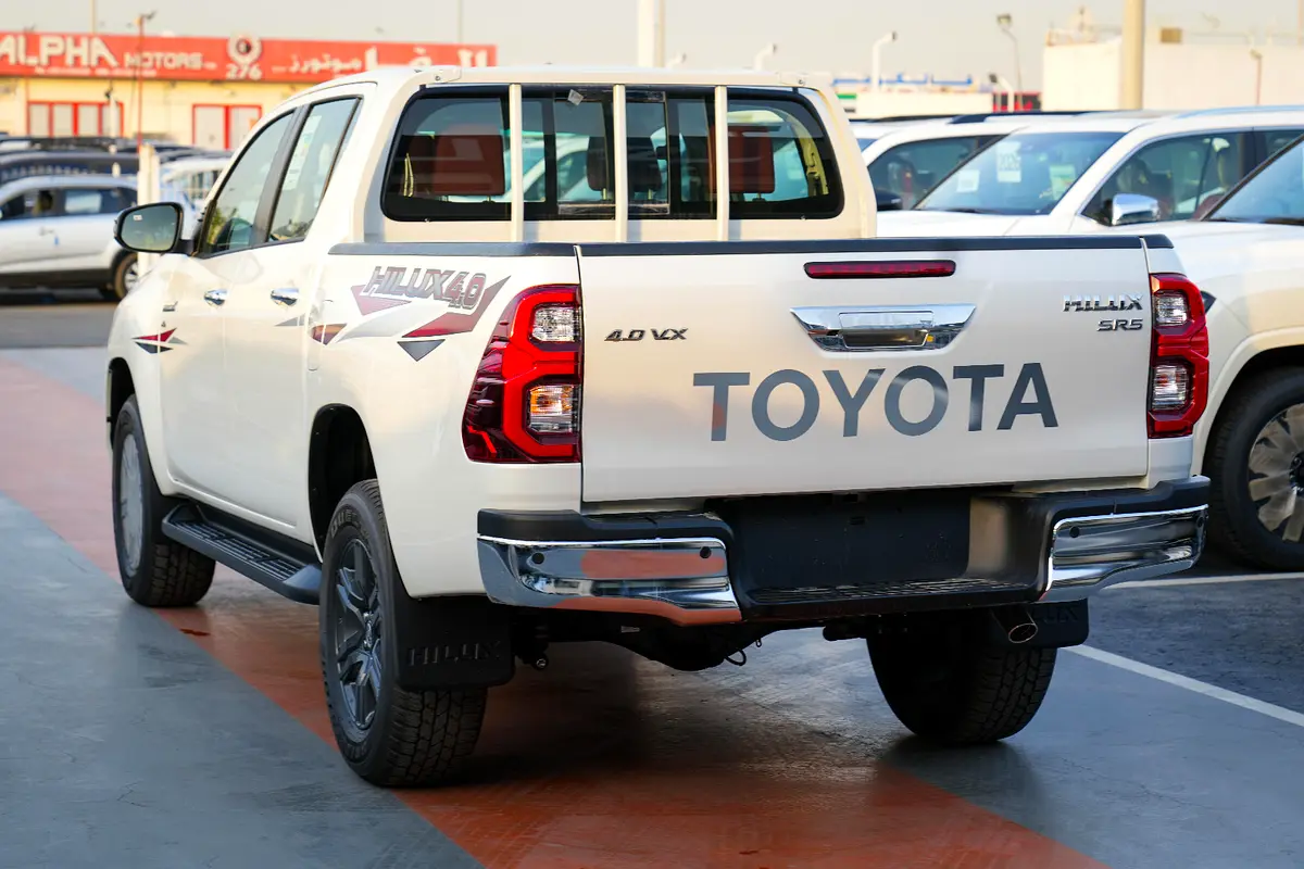 Toyota Hilux, 2026 — фото 4 из 10