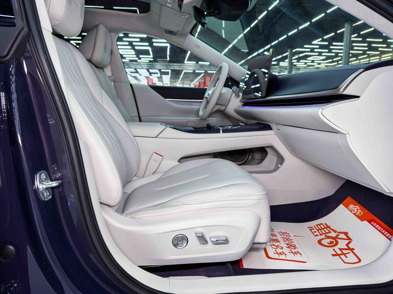 Buick Electra L7, 2025 — фото 6 из 9