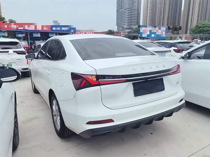 Roewe i5, 2025 — фото 5 из 9
