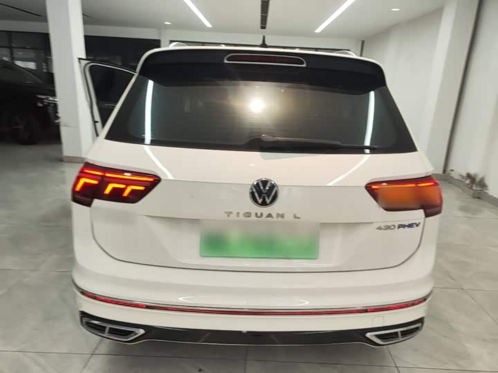 Volkswagen Tiguan L Hybrid, 2022 — фото 6 из 9