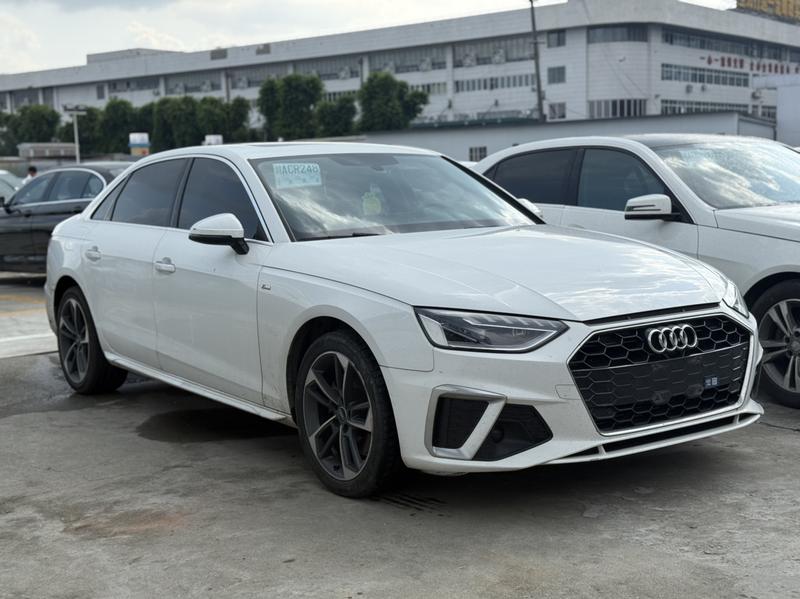 Audi A4L, 2023 — фото 3 из 10