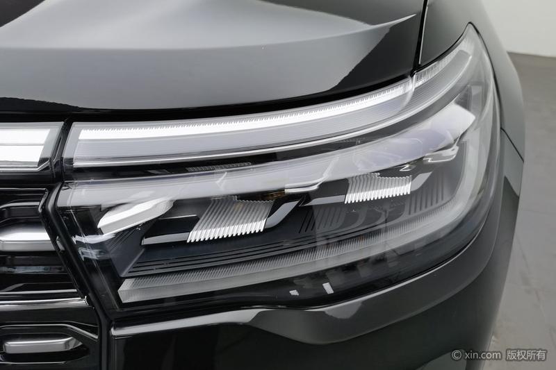 Ford Explorer, 2022 — фото 5 из 12