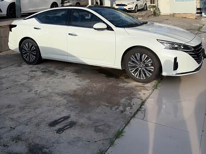 Nissan Teana, 2023 — фото 5 из 9