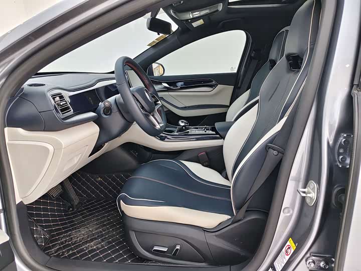 BYD Qin Plus, 2022 — фото 4 из 9