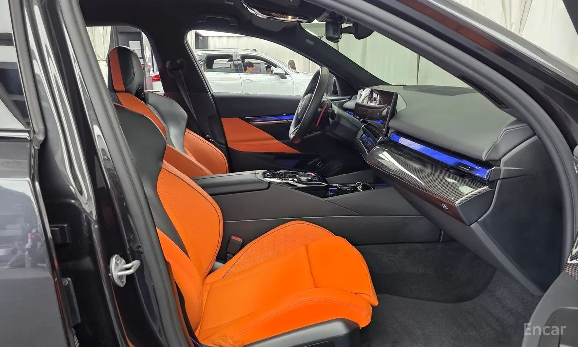 BMW M5, 2025 — фото 11 из 12
