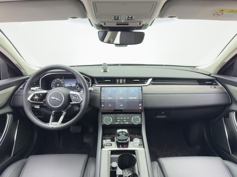 Jaguar XF L, 2022 — фото 7 из 12