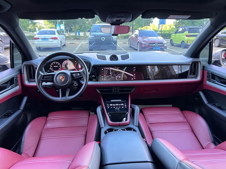 Porsche Cayenne, 2023 — фото 7 из 9