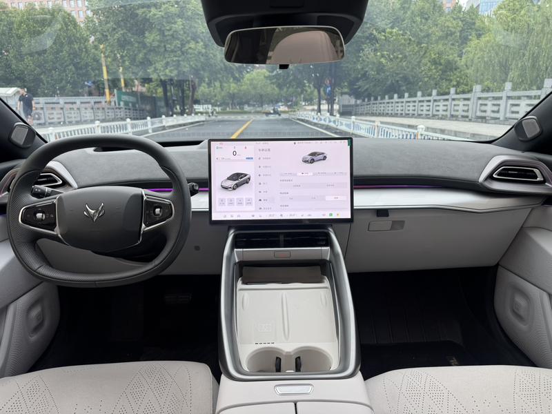 BAIC Arcfox Alpha S5, 2025 — фото 8 из 12