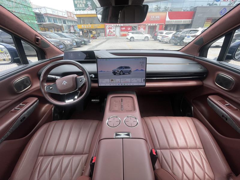 GAC Hyptec HL, 2025 — фото 9 из 12