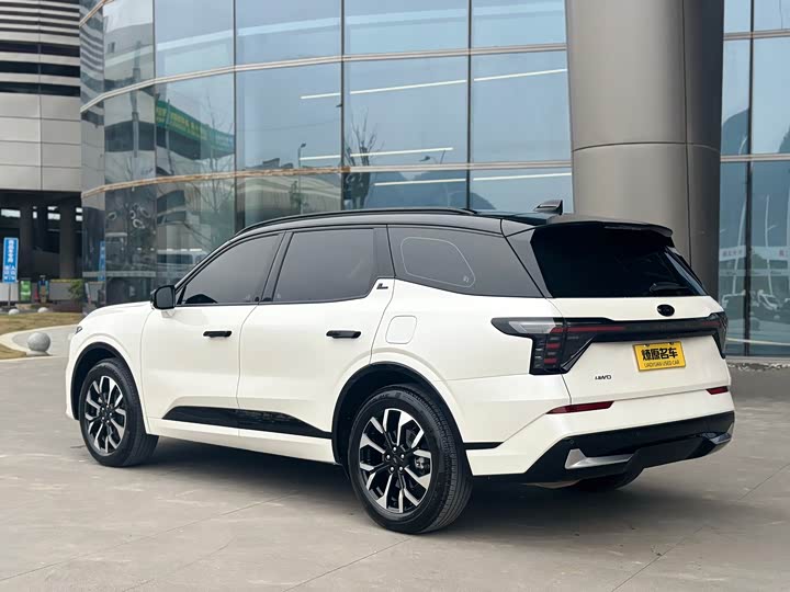 Ford Edge, 2024 — фото 5 из 9