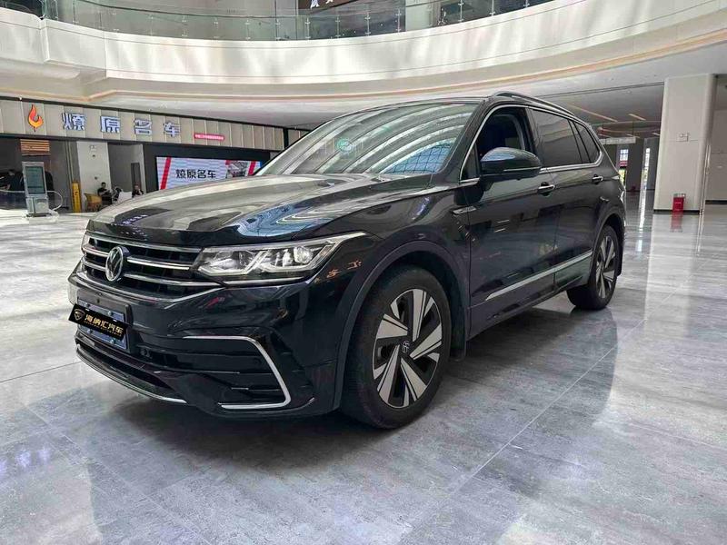 Volkswagen Tiguan L Pro, 2023 — купить в Чебоксарах под ключ