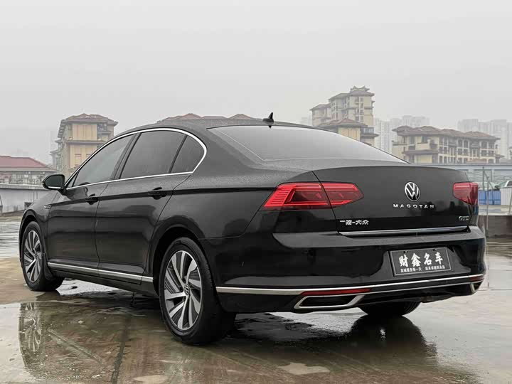Volkswagen Magotan GTE Hybrid, 2021 — фото 6 из 9