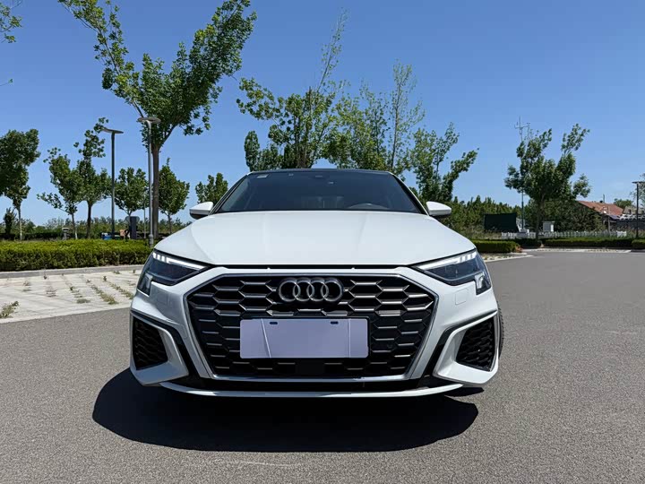 Audi A3, 2023 — фото 2 из 9