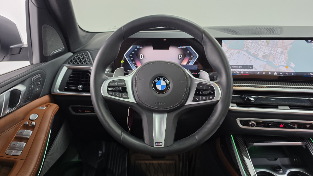 BMW X7, 2024 — фото 12 из 12