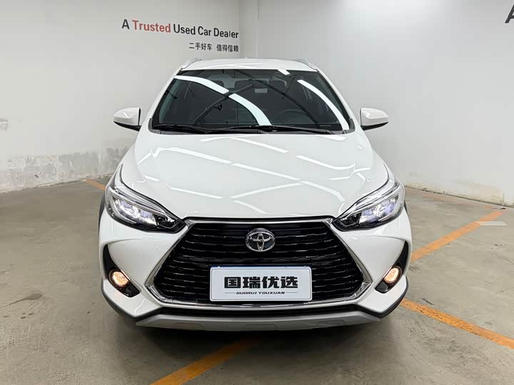 Toyota Yaris L Hatchback, 2022 — фото 2 из 9