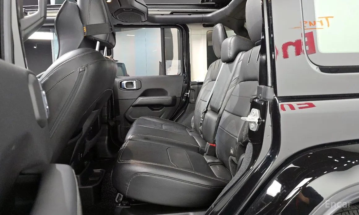 Jeep Wrangler, 2022 — фото 12 из 12