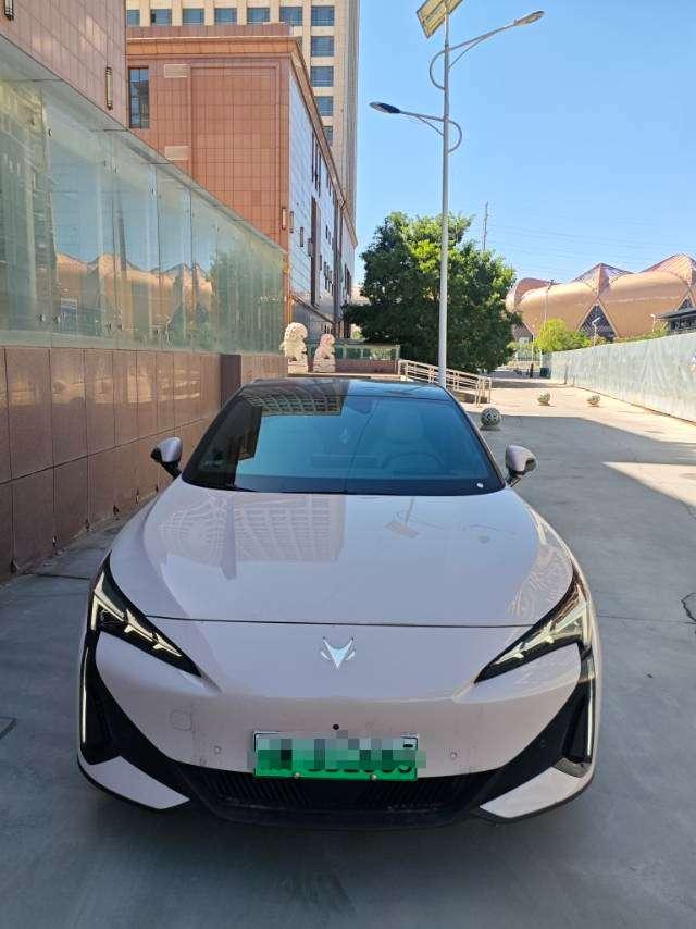 BAIC Arcfox Alpha S5, 2025 — фото 2 из 7