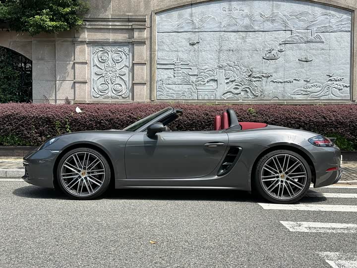 Porsche 718, 2023 — фото 3 из 9