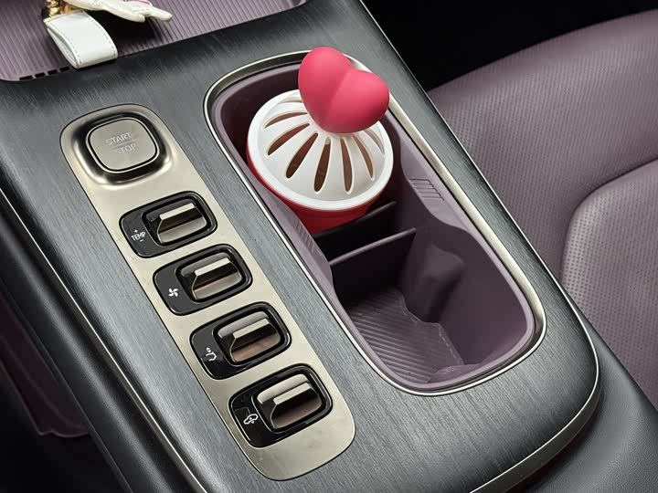 Xiaomi SU7, 2024 — фото 5 из 9