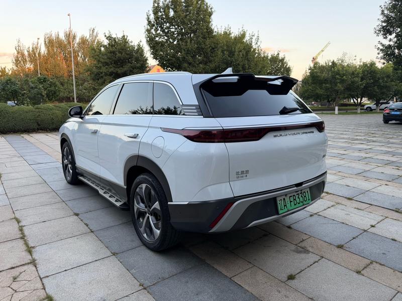 BYD Frigate 07, 2022 — фото 4 из 11