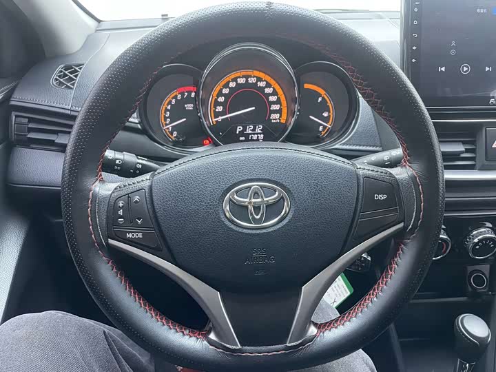 Toyota Yaris L Hatchback, 2022 — фото 9 из 9