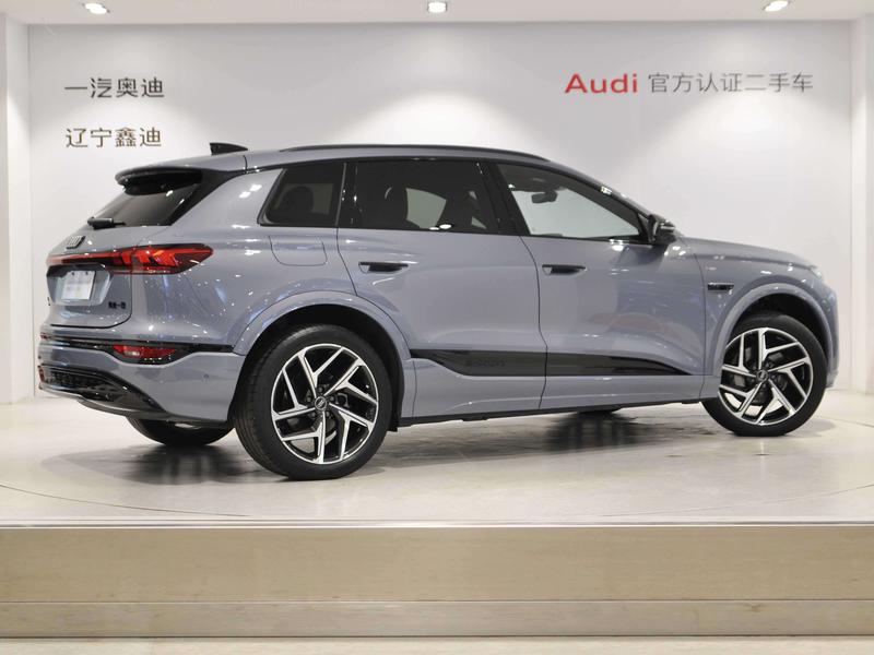 Audi Q6L e-tron, 2025 — фото 4 из 11