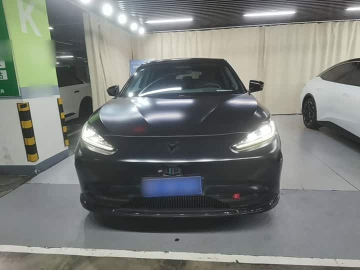 BAIC Arcfox Alpha S, 2023 — фото 3 из 9