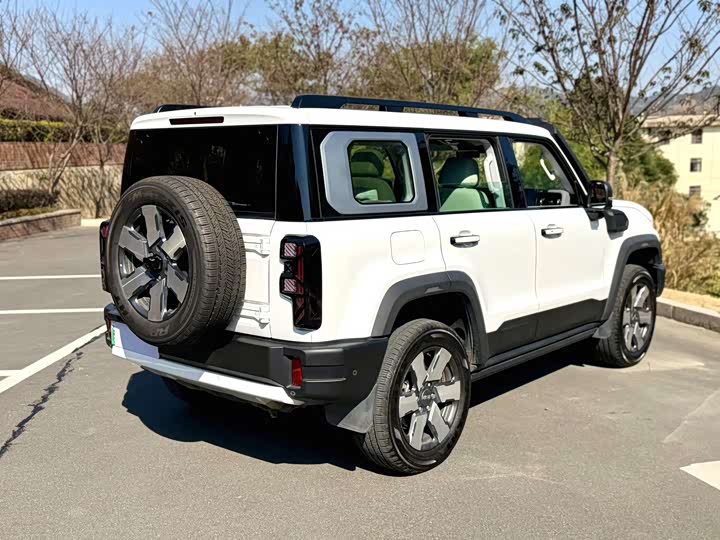BAIC Beijing BJ40 Hybrid, 2025 — фото 4 из 9