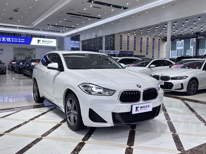 BMW X2, 2022 — фото 4 из 9