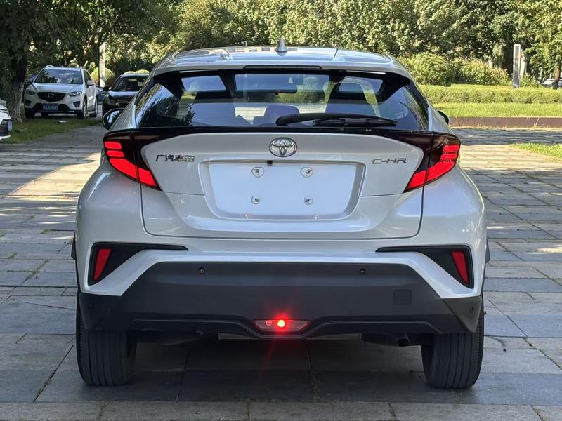 Toyota C-HR, 2021 — фото 5 из 10