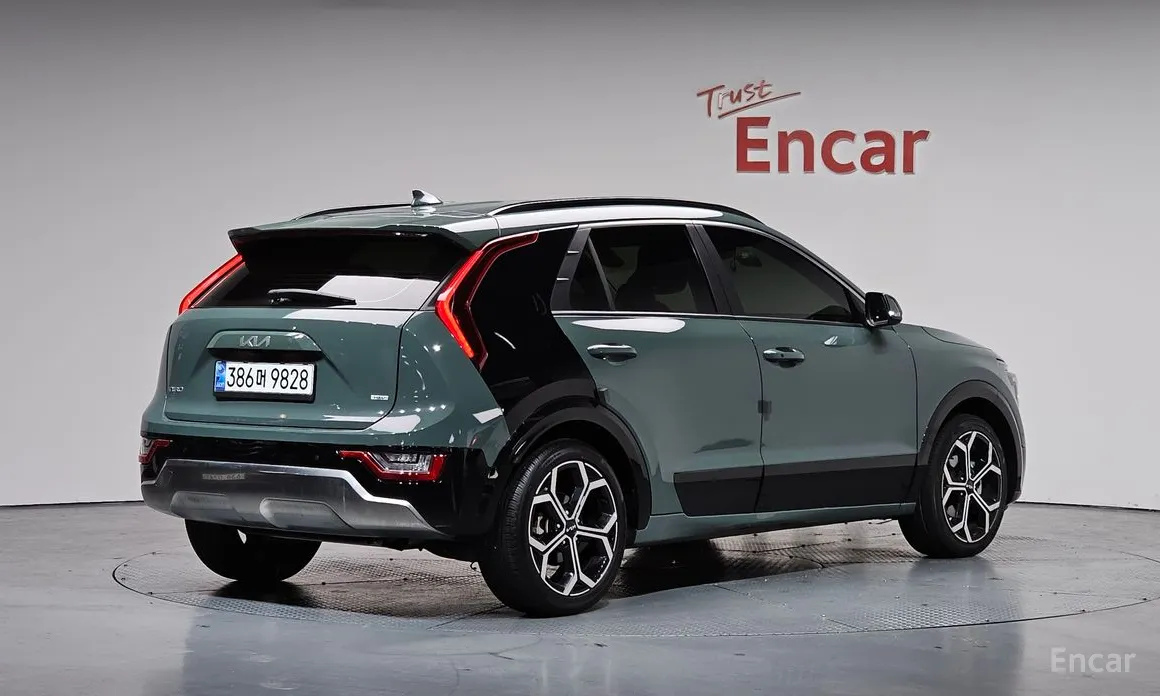 Kia Niro, 2022 — фото 2 из 12