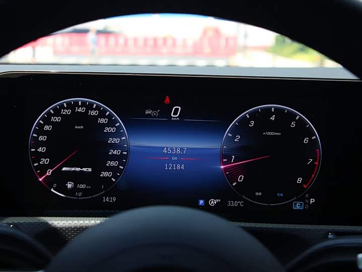 Mercedes-Benz CLA-Class AMG, 2025 — фото 4 из 9
