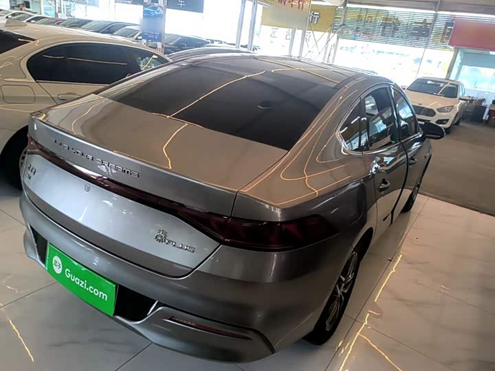 BYD Qin Plus, 2022 — фото 7 из 9