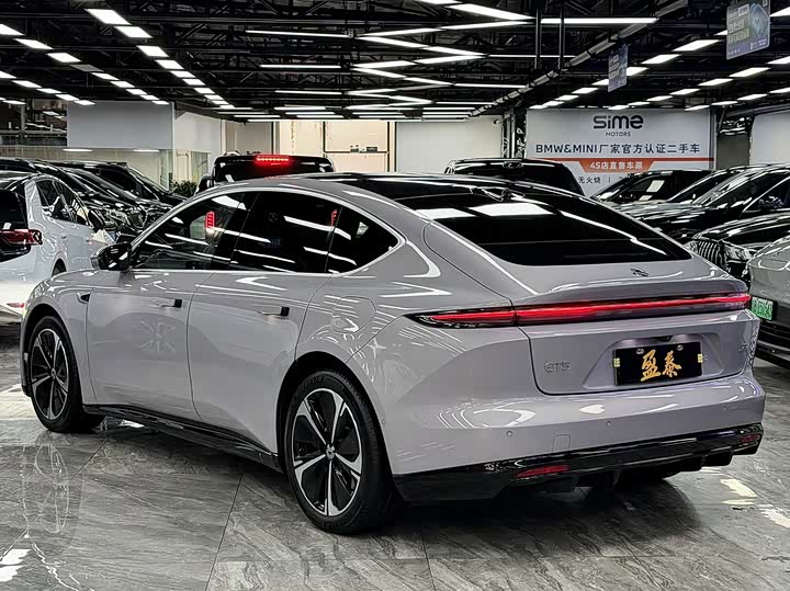 Nio ET5, 2025 — фото 5 из 9