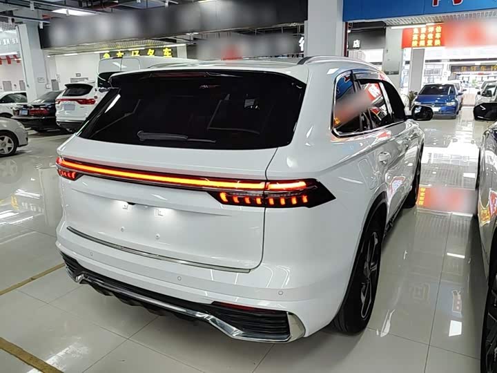 Geely Monjaro, 2022 — фото 7 из 9