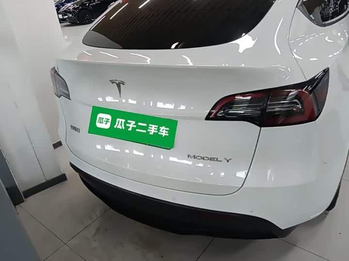 Tesla Model Y, 2022 — фото 6 из 9