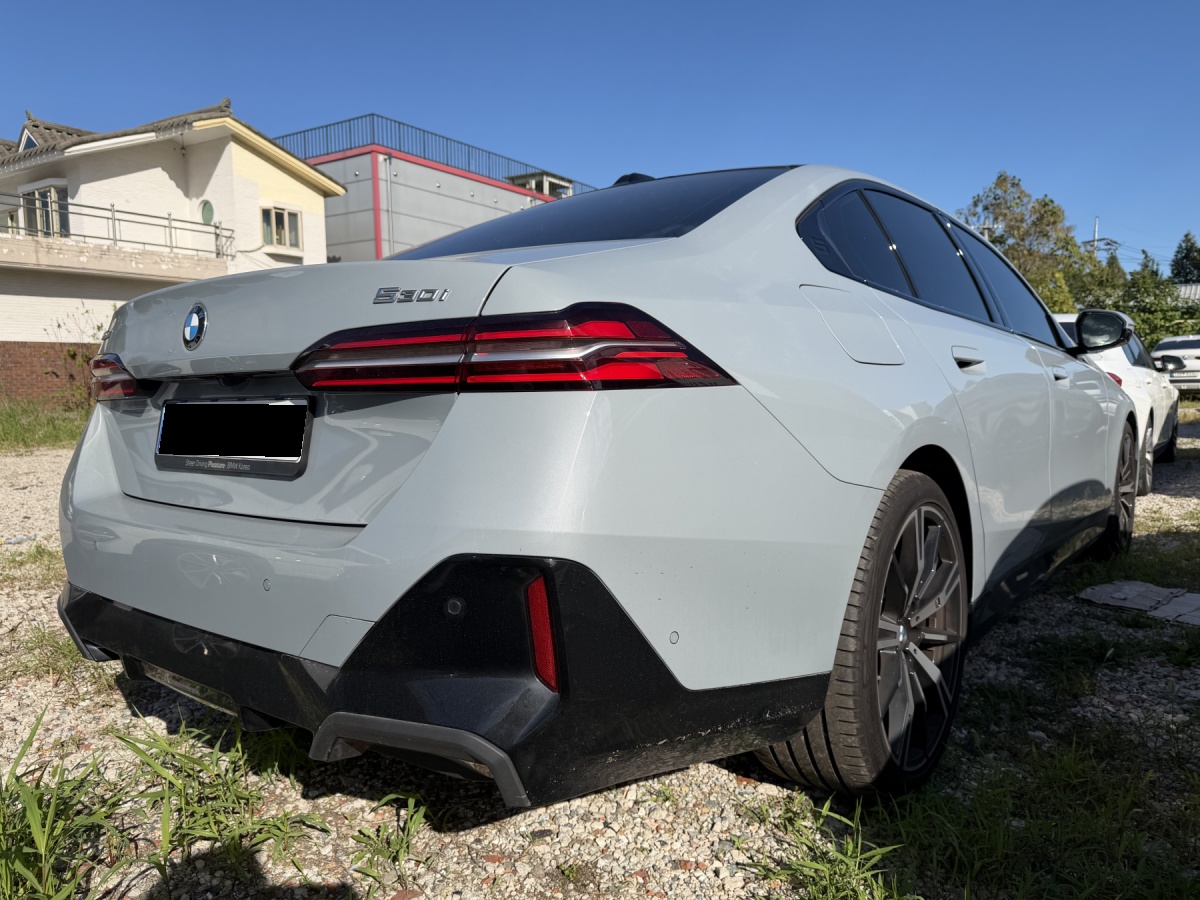 BMW 5 Series, 2025 — фото 3 из 12