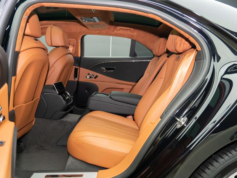 Bentley Flying Spur, 2022 — фото 10 из 11