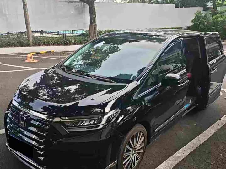 Honda Elysion, 2022 — купить в Твери под ключ