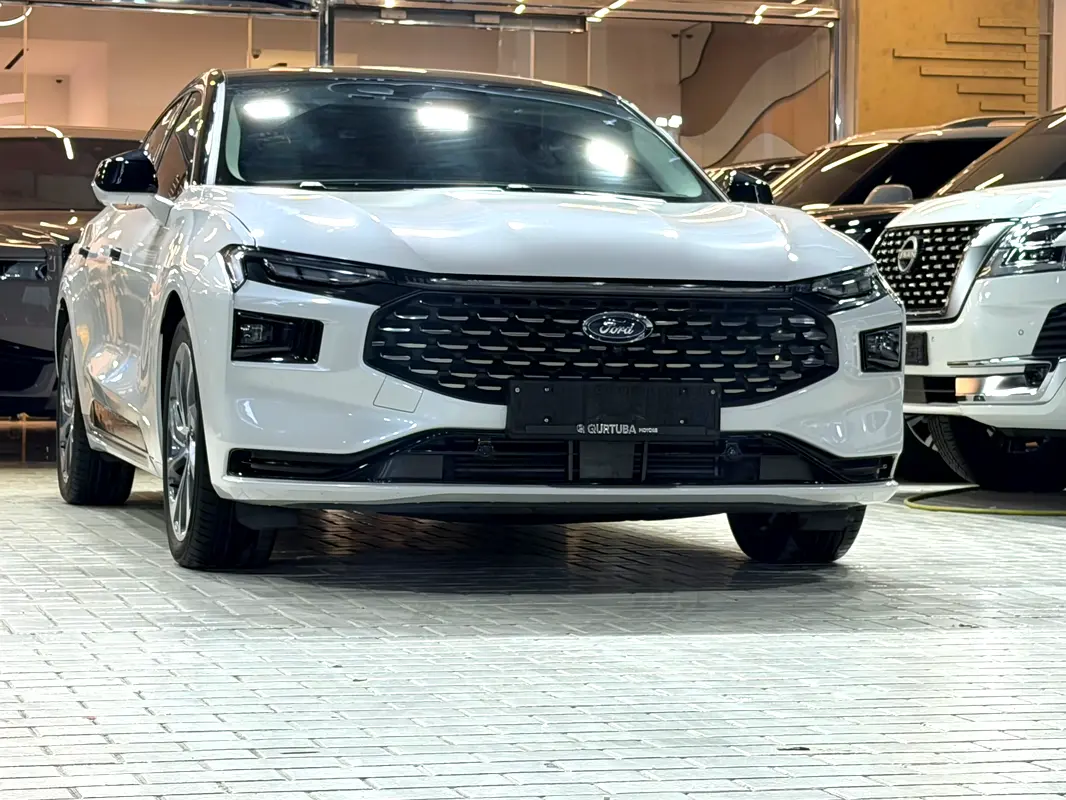 Ford Taurus, 2025 — фото 5 из 10