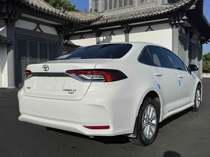 Toyota Corolla, 2023 — фото 6 из 9