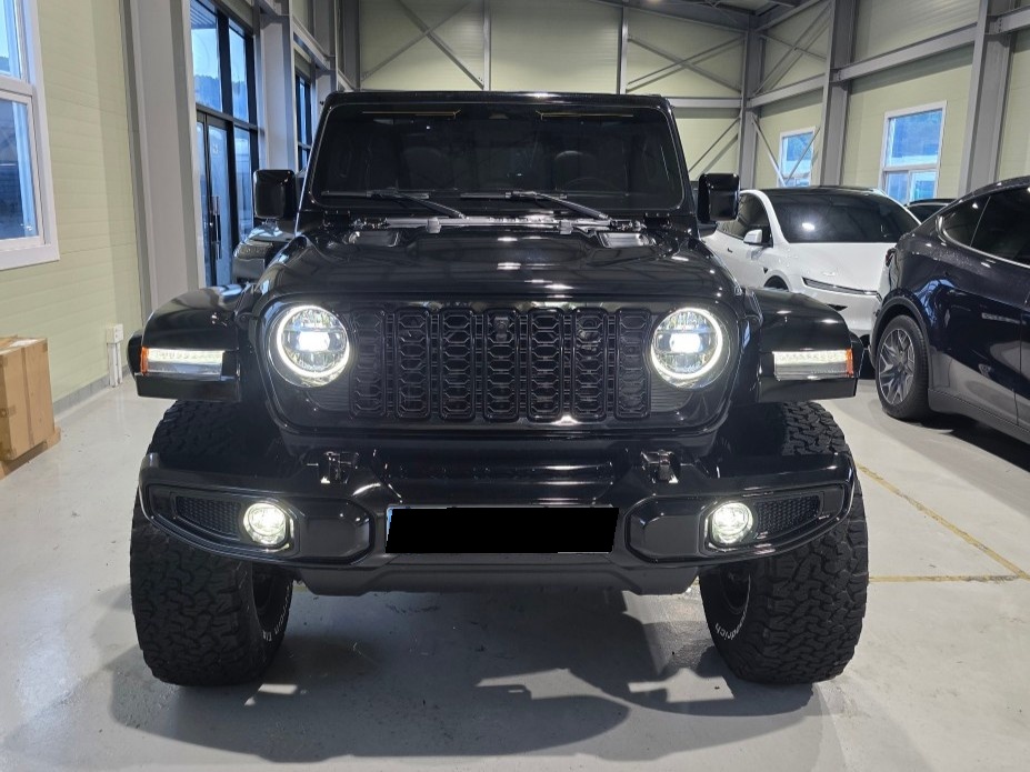 Jeep Wrangler, 2025 — фото 2 из 12