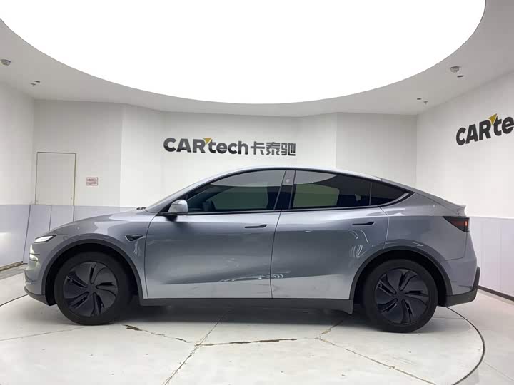 Tesla Model Y, 2025 — фото 8 из 9