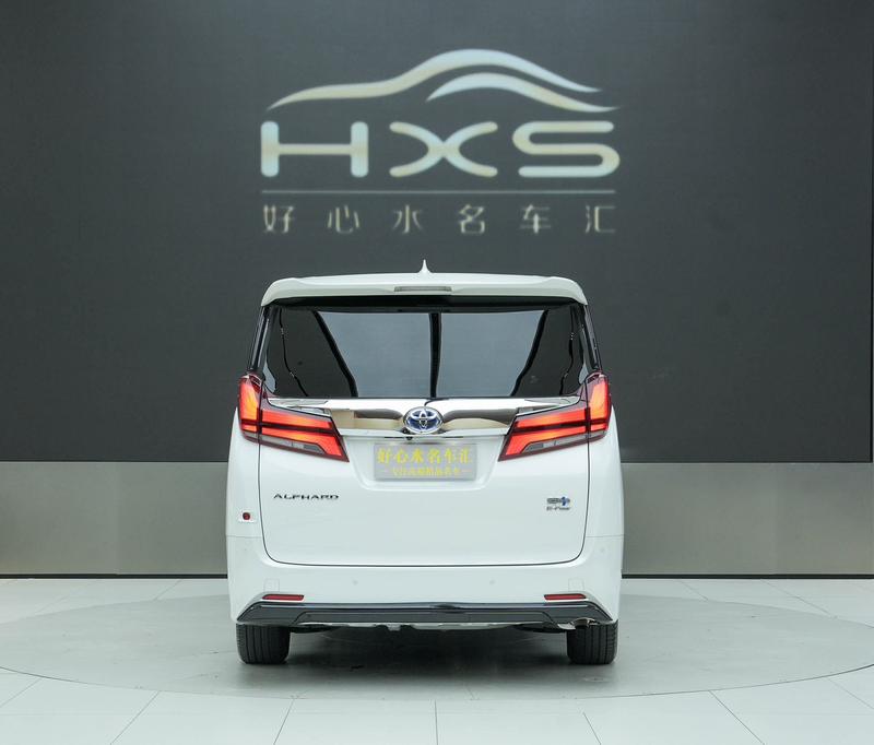 Toyota Alphard, 2022 — фото 4 из 12