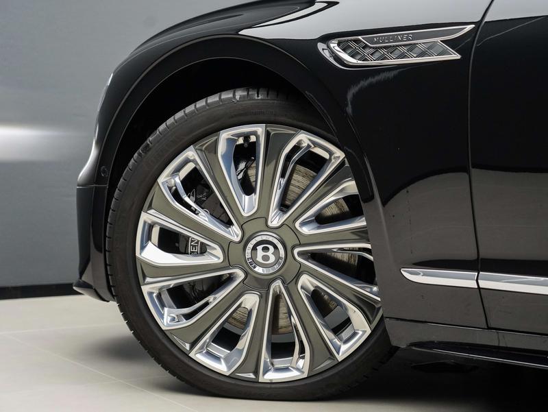 Bentley Flying Spur Hybrid, 2025 — фото 5 из 12
