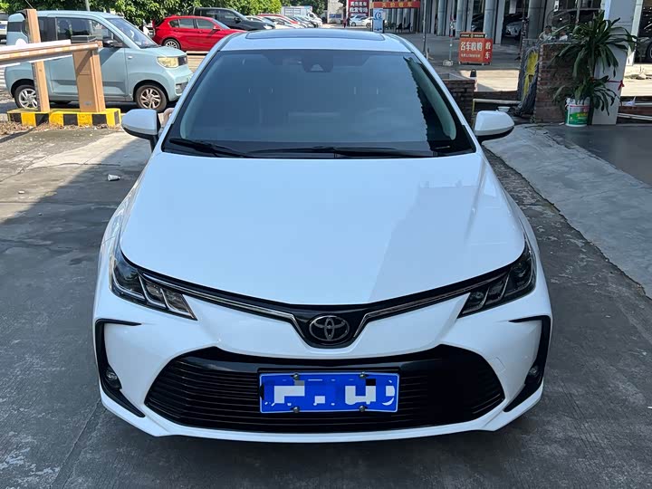 Toyota Corolla, 2021 — фото 2 из 9