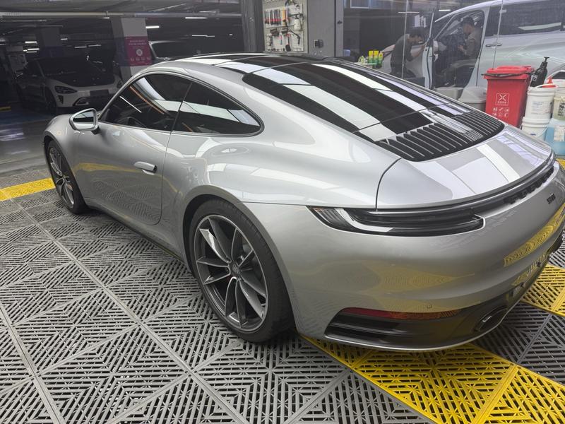 Porsche 911, 2022 — фото 3 из 4