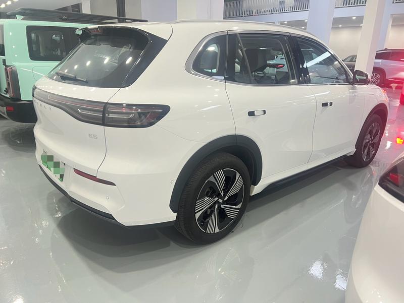Geely Galaxy E5, 2024 — фото 6 из 10
