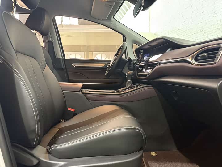 GAC Trumpchi M6, 2022 — фото 9 из 9