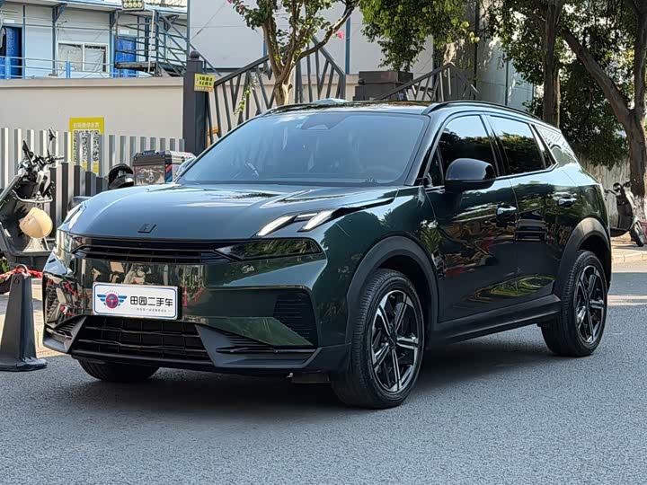 Lynk & Co 06 EM-P Hybrid, 2024 — купить в Воронеже под ключ